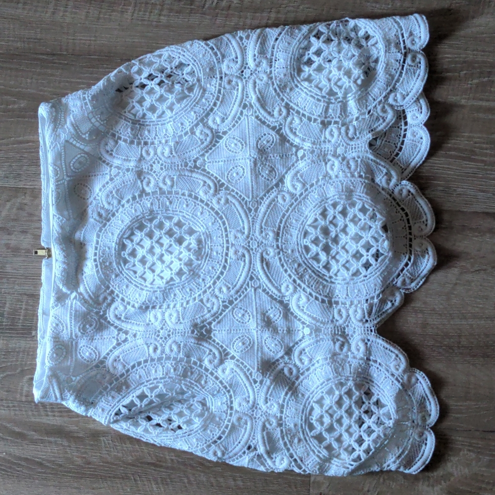 White lace skirt